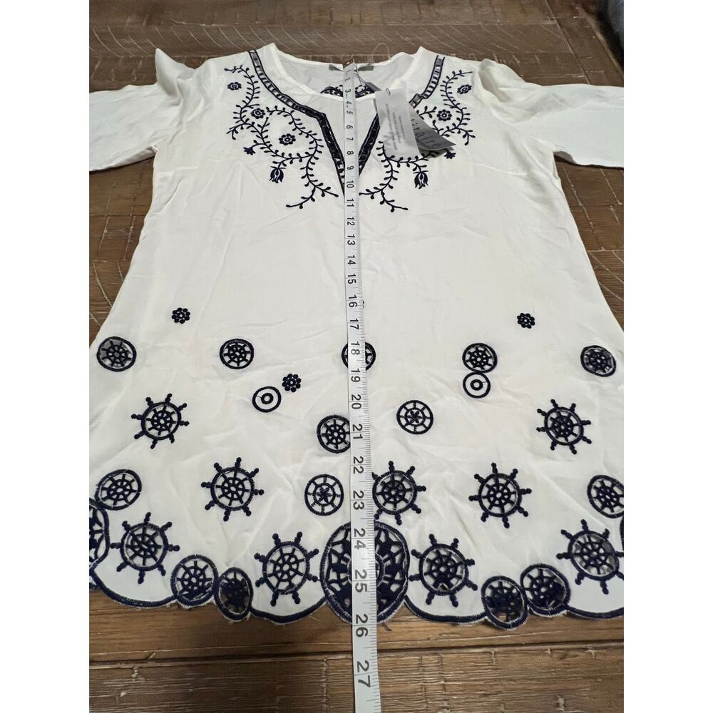 Solitaire Women’s Embroidered Tunic Top NWT Boho Peasant Blouse Cut Out Designs - Picture 9 of 9